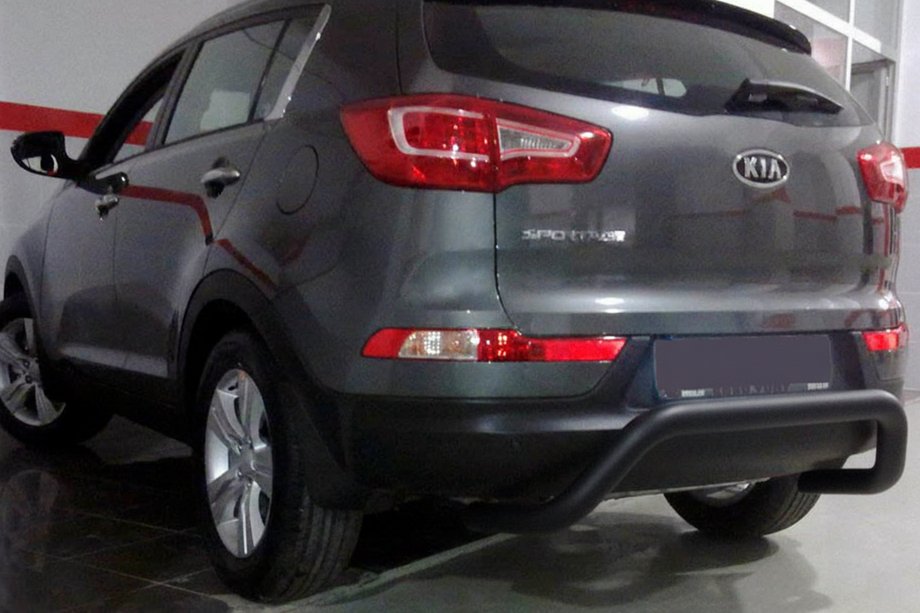 Kia Sportage 2010-2015 гг. Задняя дуга AK007 Черная (нерж. сталь) Фото 1