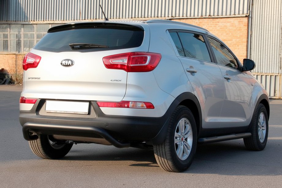 Kia Sportage 2010-2015 гг. Задняя дуга AK007 Черная (нерж. сталь) Фото 3
