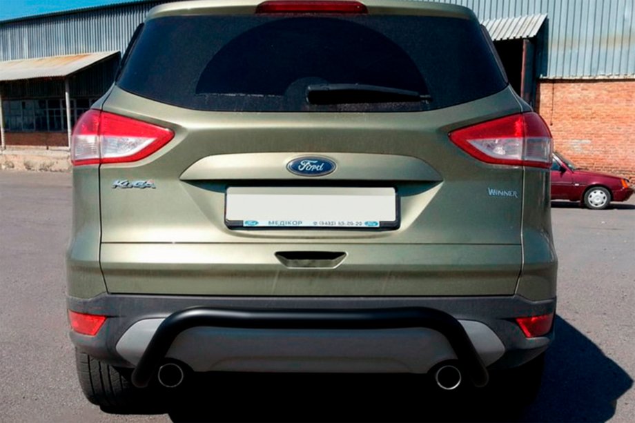 Ford Kuga/Escape 2013-2019 гг. Задняя дуга AK007 Черная (нерж. сталь) Фото 4