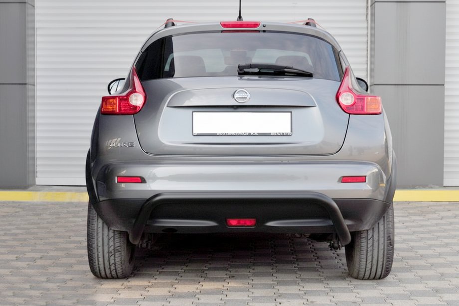 Nissan Juke 2010-2019 гг. Задняя дуга AK007 Черная (нерж. сталь) Фото 7