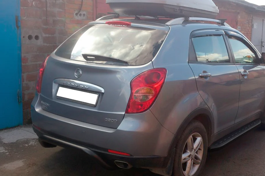 SsangYong Korando 2010-2019 гг. Задняя дуга AK007 Черная (нерж. сталь) Фото 2