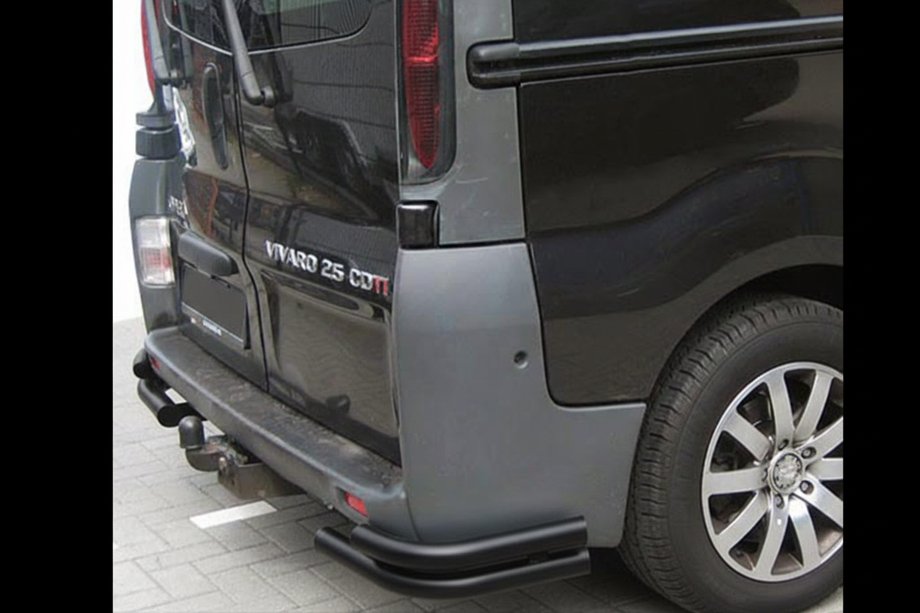 Nissan Primastar 2002-2014 гг. Задние Углы AK003-Двойные Black (Нержавейка) Фото 3