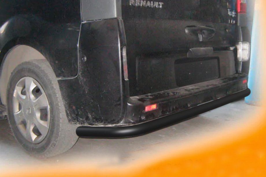 Renault Trafic 2001–2015 гг. Задняя защита с углами Black (нерж) Фото 2