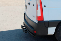 Renault Master 2011-2023 гг. Задняя дуга AK011 Черная (нерж.) фото 1