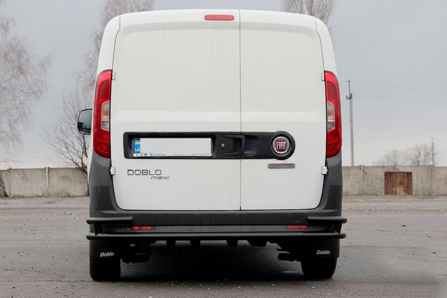 Opel Combo 2012-2018 гг. Задняя дуга AK005/2-Двойная Black (нерж.) Фото 1