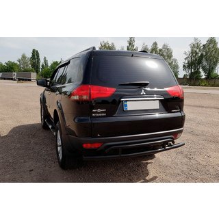 Задняя защита AK002-2 Черный (2 шт, нерж. сталь) Mitsubishi Pajero Sport 2008-2015 гг. фото 3