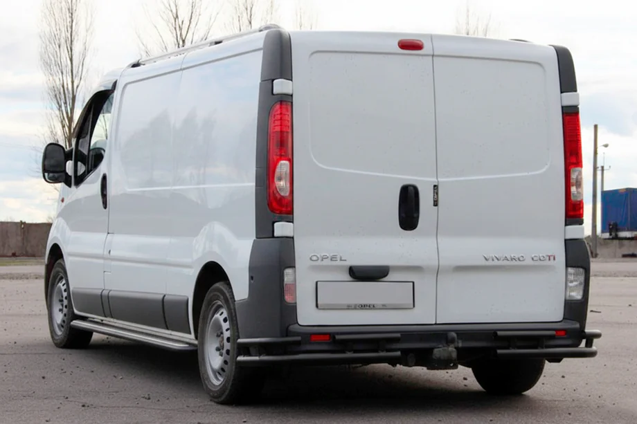 Nissan Primastar 2002-2014 гг. Задняя защита AK003-Plus-2 Черный (нержавейка) Фото 3