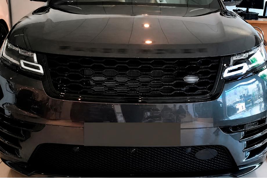 Range Rover Velar 2017- гг. Передняя решетка Black Image