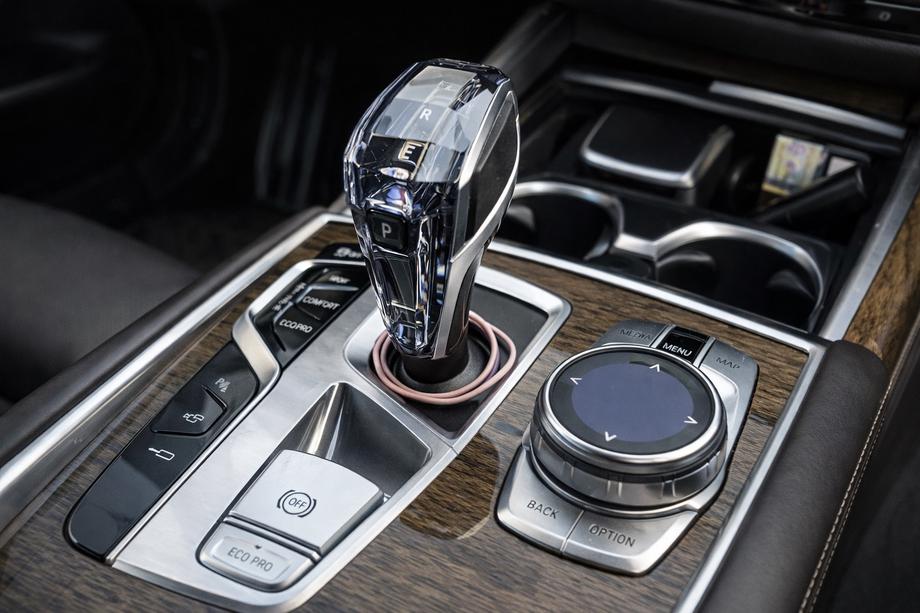 BMW 7 серия G11/G12 2015-2022 гг. Комплект хрустальных элементов салона (селектор АКПП + кнопки) Фото 1