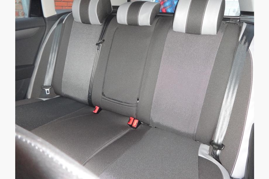 Volkswagen Passat B7 2012-2015 гг. Авточехлы (Эко-кожа↗Ткань, Premium) Фото 5