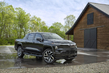 Обзор Chevrolet Silverado EV RST: мощный электрический пикап фото 1