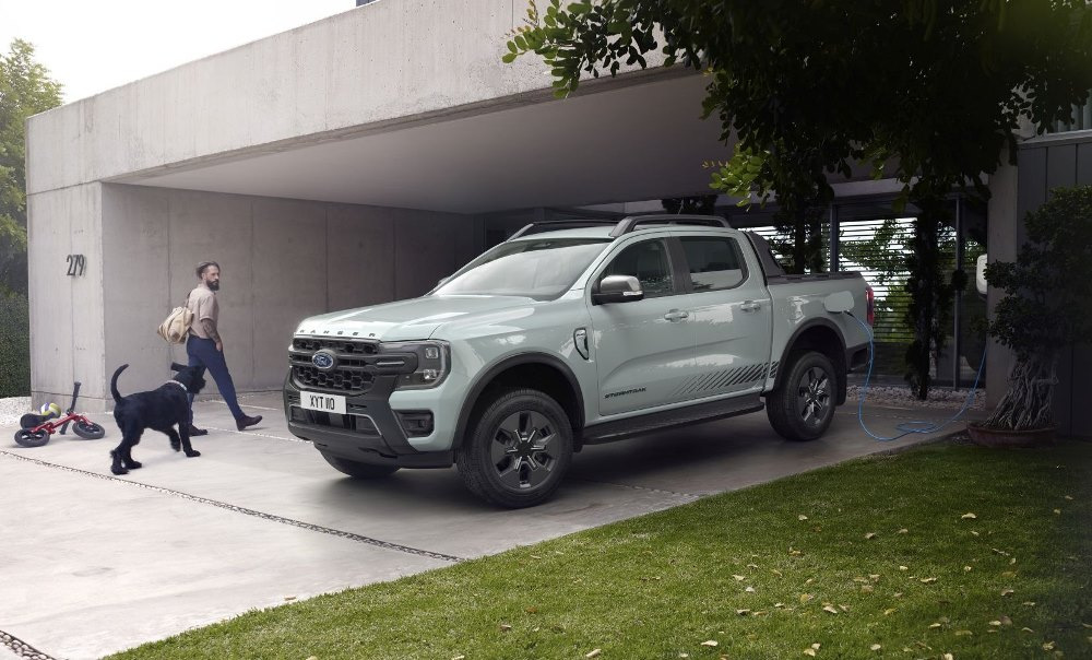 Ford Ranger Plug-in Hybrid (2025): обзор первого PHEV-пикапа марки