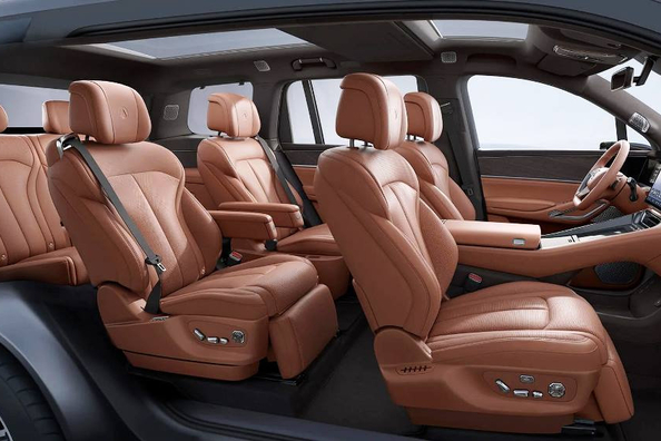 Обзор Denza N9 Plug-in Hybrid: флагманский гибридный гигант от BYD фото 5