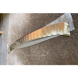 Уценка Накладка на задний бампер Carmos (Для e-Power, нерж., матовая) Nissan X-trail T33/Rogue 2022- гг. фото 4