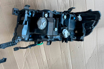 Toyota Land Cruiser 200 2007-2021 гг. Передние фары 2016+ (Standard, б/у) фото 7