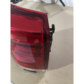 Уценка Задние фонари 2016-2021 (OEM стандарт) Задний левый внешний фонарь (на крыло) (треснутый) Toyota Land Cruiser 200 2007-2021 гг. фото 2