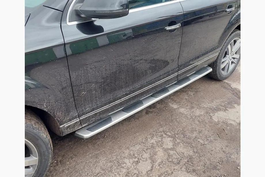 Audi Q7 2005-2015 гг. Боковые пороги OEM (без креплений, 2 шт., алюминий) Image