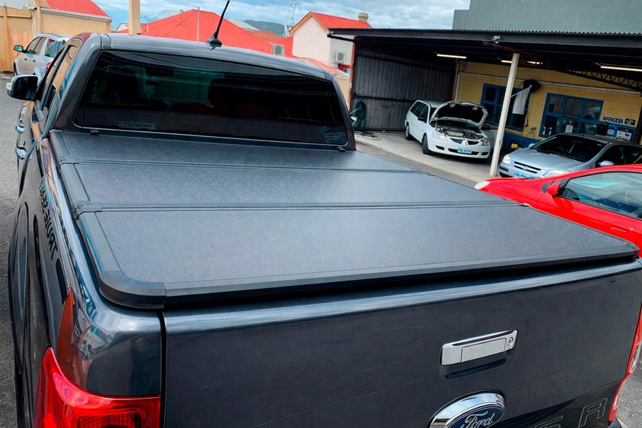 Volkswagen Amarok 2022- гг. 3-секционная крышка багажника Фото 3