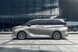 Lexus LM 500h: роскошный гибридный минивэн для VIP-перевозок фото 3