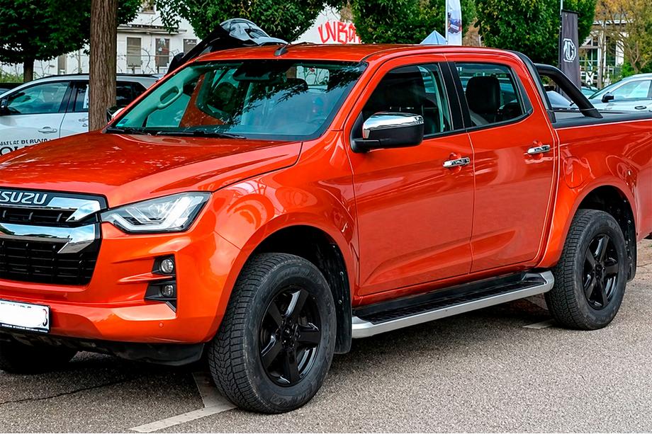 Isuzu D-Max 2019- гг. Боковые Подножки OEM (2 шт) Фото 2