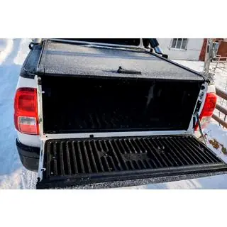 Ролета OEM (механическая с ручкой и замком) Mitsubishi L200 2024- гг. фото 4