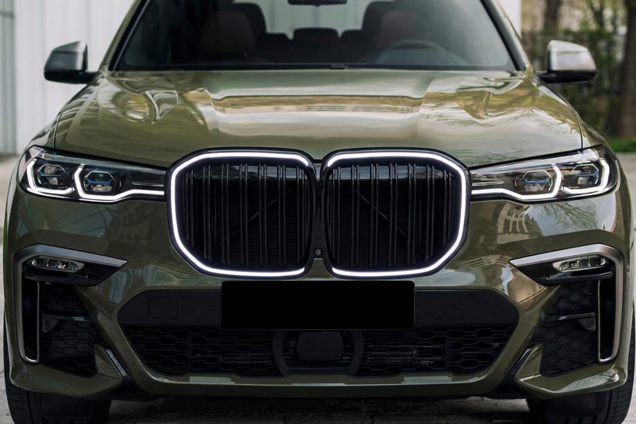 BMW X7 G07 2019- гг. Ноздри M-Look LED (2019-2022, черный глянец) Фото 3