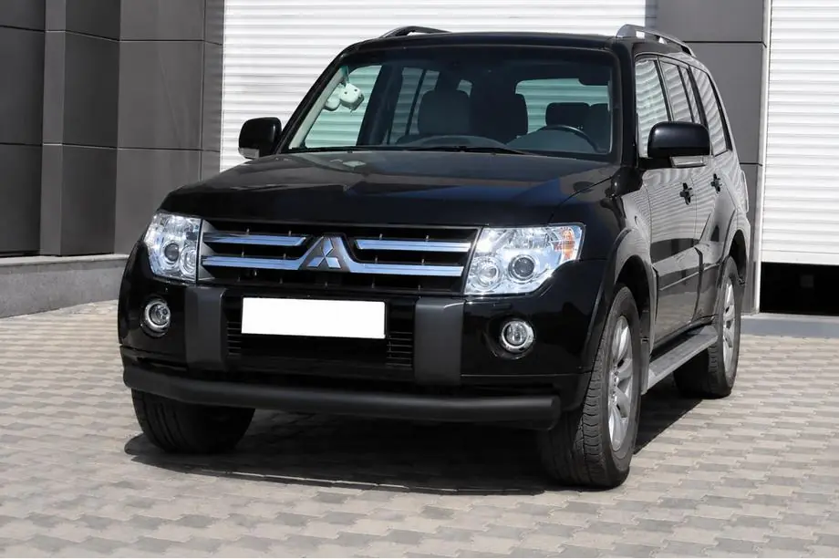 Mitsubishi Pajero Wagon III 1999-2006 гг. Передняя защита ST008 Black (нерж.) Фото 1
