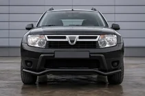 Dacia Duster 2008-2018 гг. Передняя защита ST012 Black (нерж.) фото 1