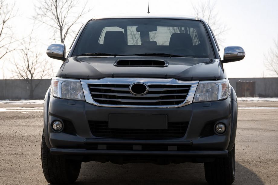 Toyota Hilux 2006-2015 гг. Передняя защита ST014 Черная (Нержавеющая сталь) Фото 1