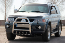 Mitsubishi Pajero Sport 1996-2007 гг. Кенгурятник QT007 (нержавейка) фото 3