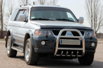 Mitsubishi Pajero Sport 1996-2007 гг. Кенгурятник QT007 (нержавейка) фото 2