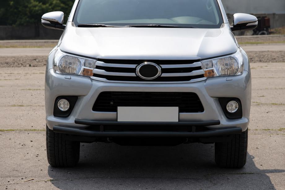 Toyota Hilux 2015- гг. Передняя защита ST018 Black (нерж. сталь) Фото 2