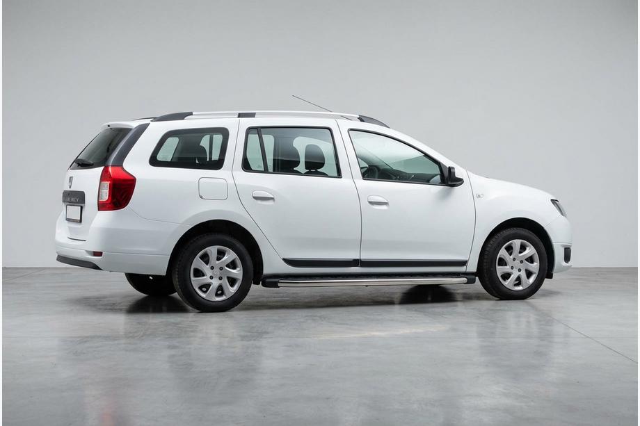 Dacia Logan MCV 2013-2020 гг. Боковые Подножки BlackLine (2 шт, Алюминий) Фото 1
