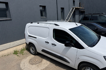 Citroen Berlingo/Multispace 2018- гг. Рейлинги хром (турецкий дизайн) Длинные, металлические опоры фото 3