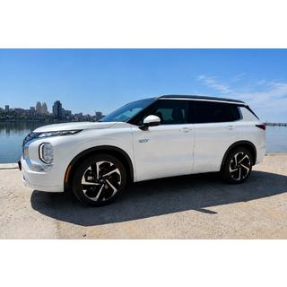 Интегрированные рейлинги черные OEM (Алюминий) Mitsubishi Outlander 2021- гг. фото 1