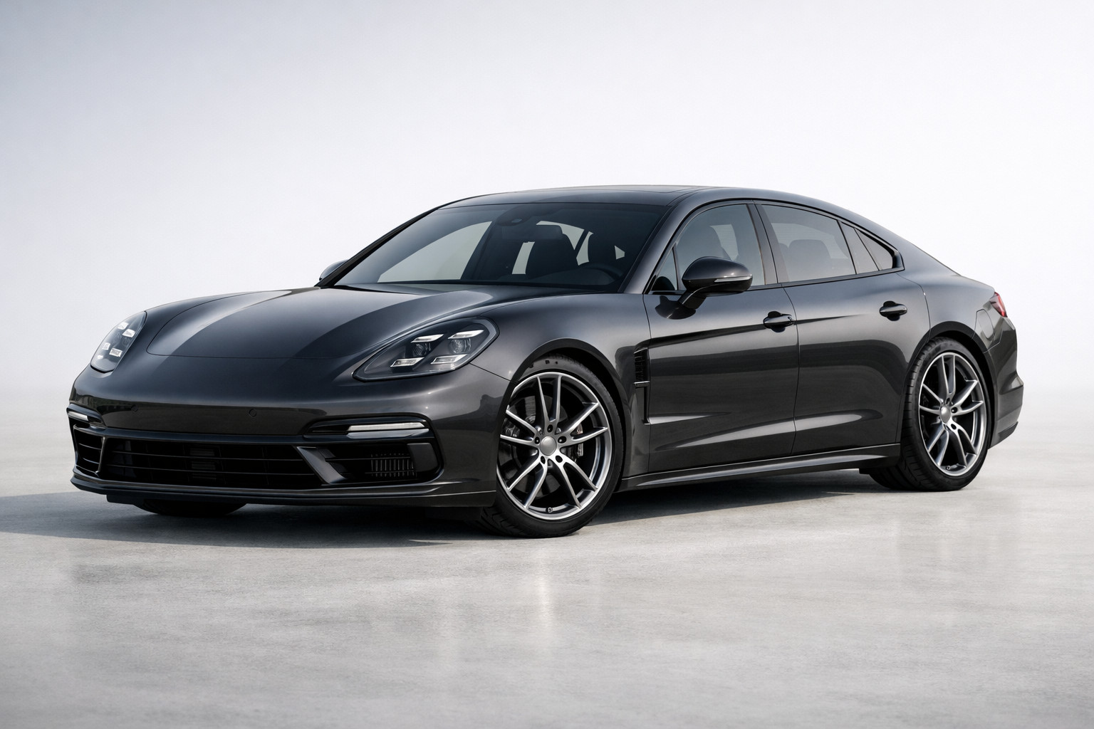 Обзор Porsche Panamera: большой Porsche не только для понтов