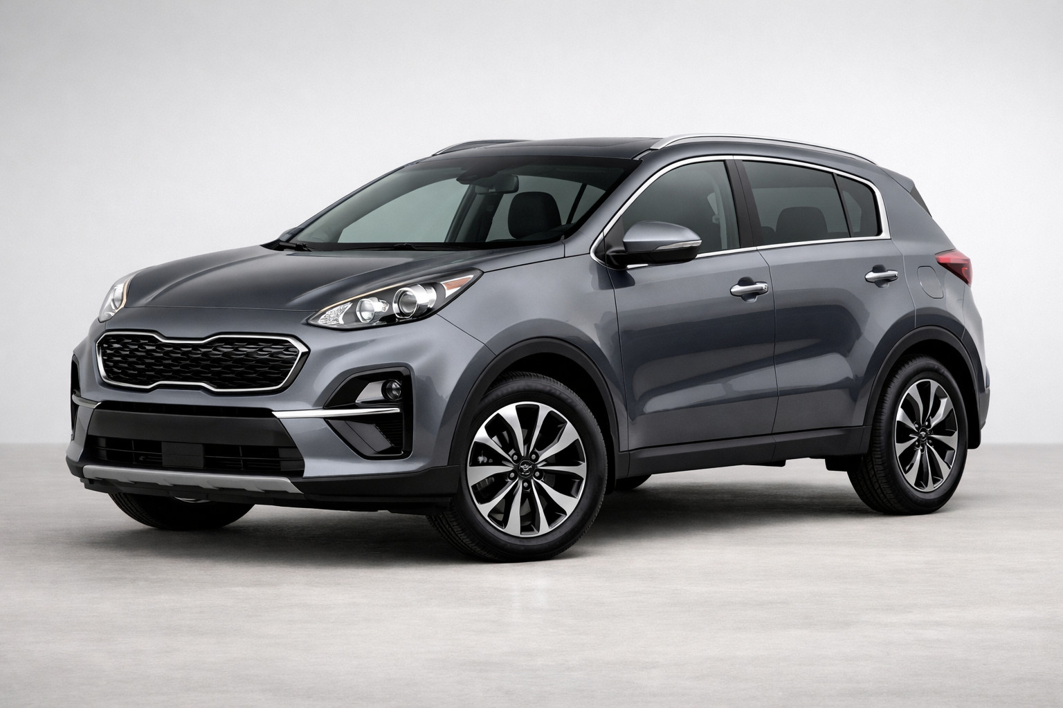 Обзор Kia Sportage 2021–: массовый кроссовер, который реально продаётся
