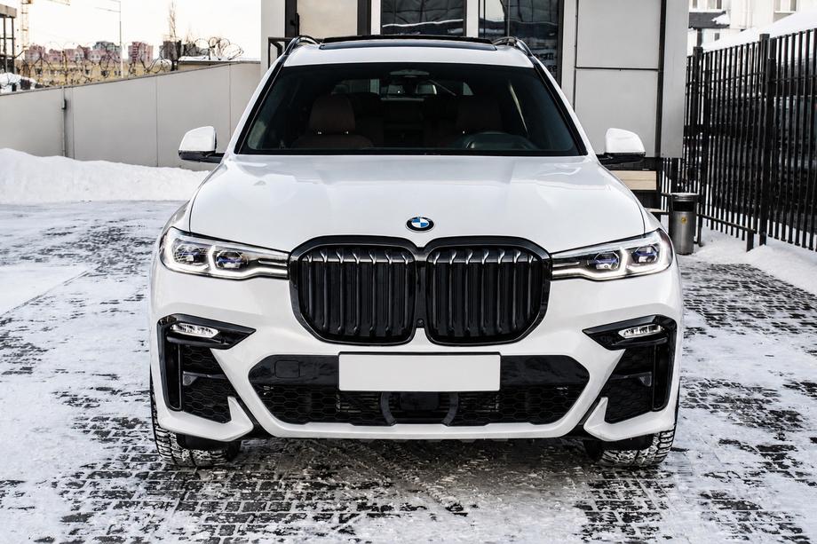 BMW X7 G07 2019- гг. Передний бампер M-Sport (2019-2023) Фото 1