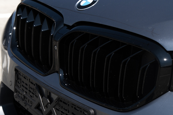 Из обычной BMW G30 в M5 Competition 2021: что установили фото 4
