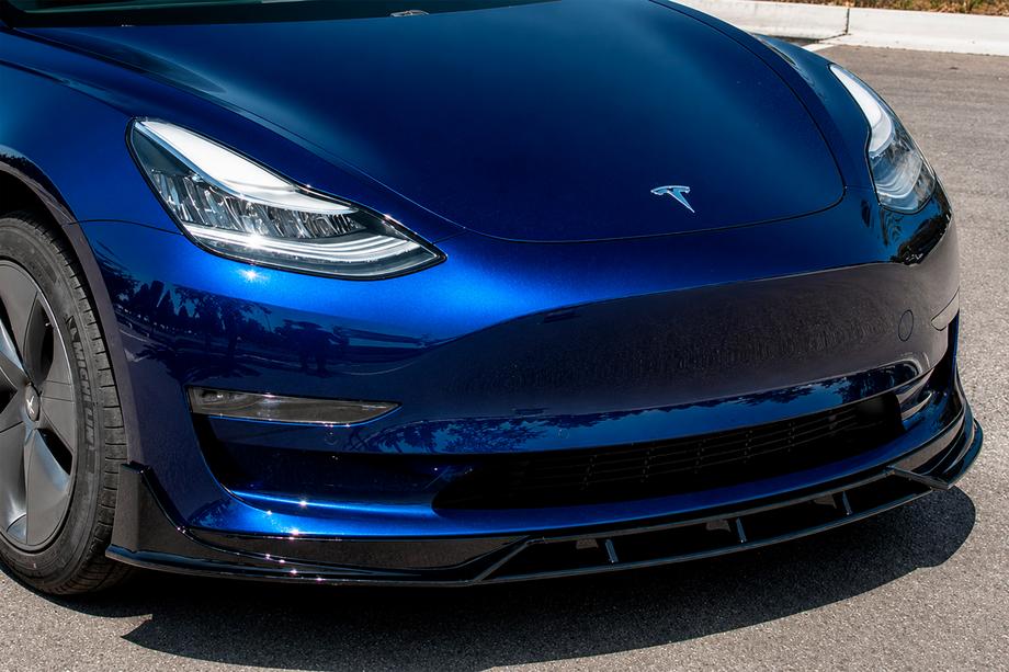 Tesla Model 3 2017- гг. Накладка на передний бампер Lip Fast (для 2017-2023) Фото 3