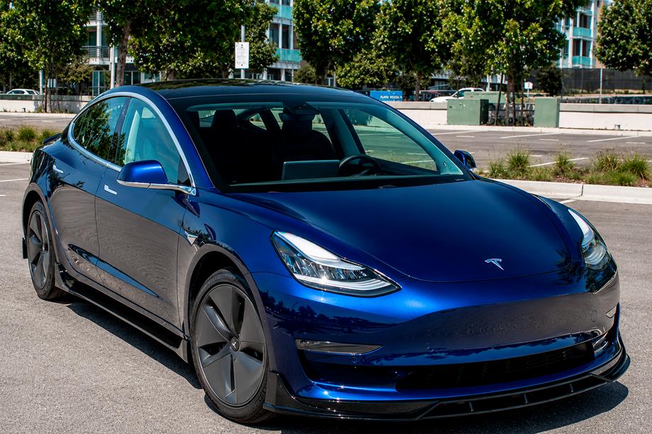 Tesla Model 3 2017- гг. Накладка на передний бампер Lip Fast (для 2017-2023) Фото 5
