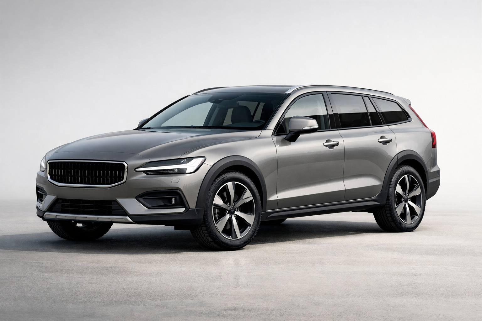 Обзор Volvo V60 Cross Country (II поколение): универсал повышенной проходимости на каждый день