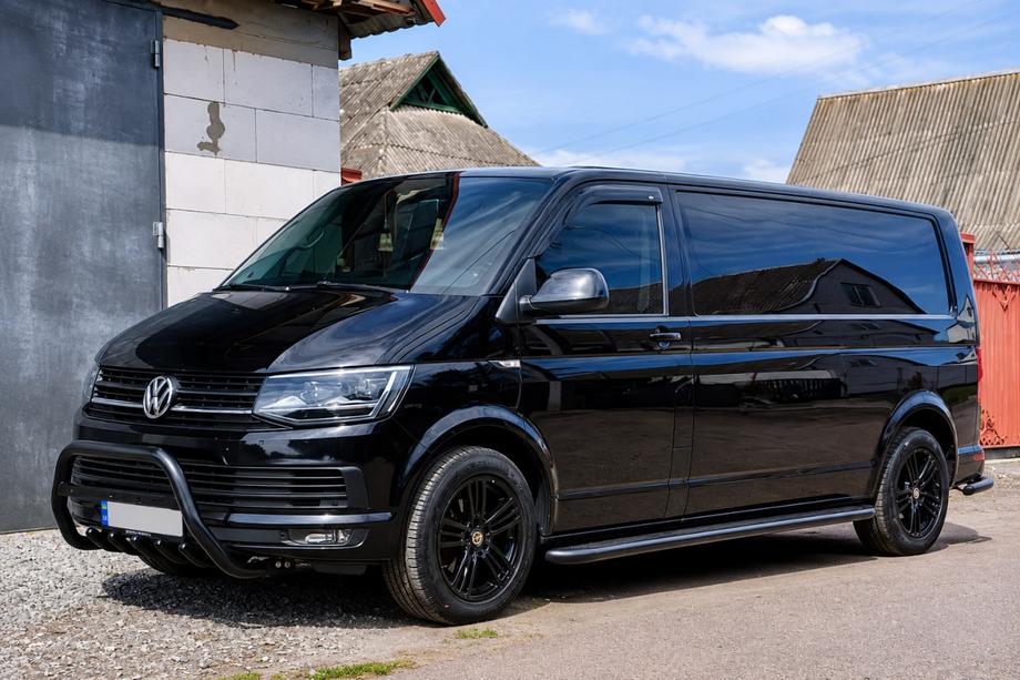 Volkswagen T5 Multivan 2003–2010 гг. Боковые пороги Premium Black (2 шт., нерж. сталь) Фото 4