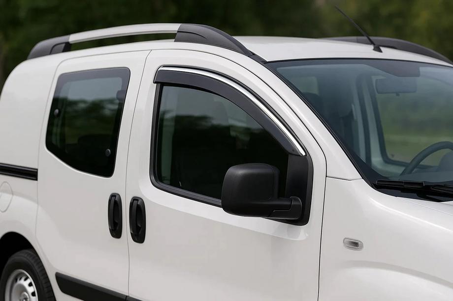 Peugeot Bipper 2008-2017 гг. Ветровики с хромированным молдингом Niken Luxury (2 шт) Фото 1