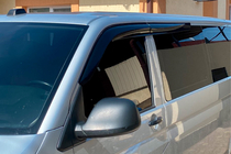Volkswagen T5 Multivan 2003–2010 гг. Ветровики на окна (4 шт., Sunplex Sport) фото 15