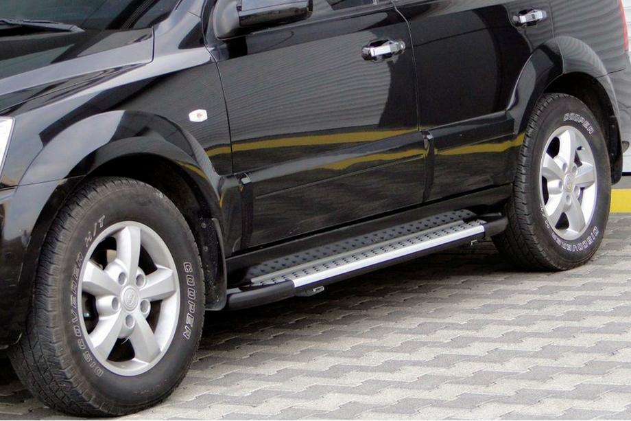 Kia Sorento I BL 2002-2009 гг. Боковые Подножки Allmond Grey (2 шт., Алюминий) Image