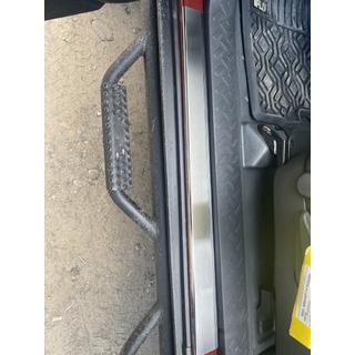 Накладки на пороги Natanika Premium нержавеющая сталь (2 шт.) Toyota FJ Cruiser 2006-2022 гг. фото 2