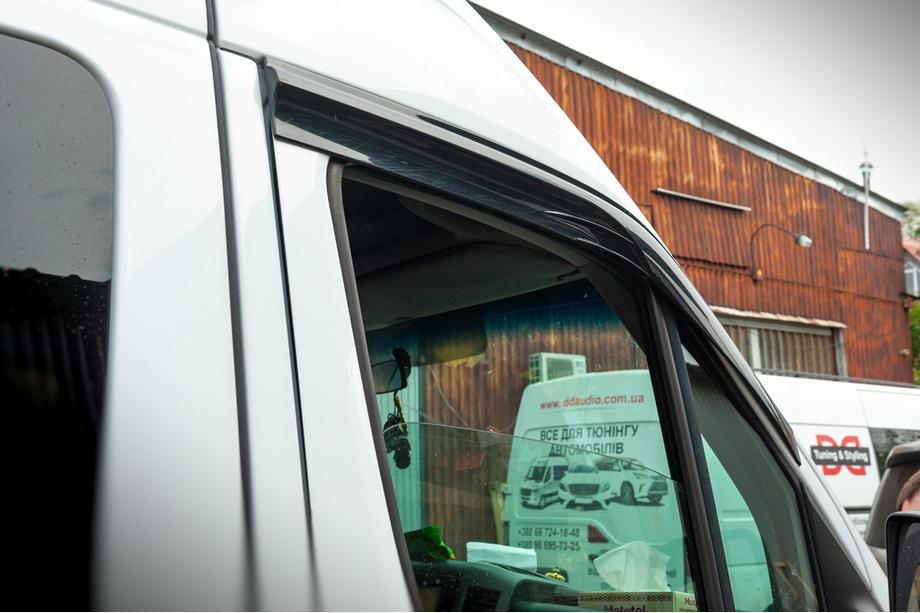 Mercedes Sprinter W906 2006–2018 гг. Накладные ветровики (2 шт, Sunplex Sport) Фото 8