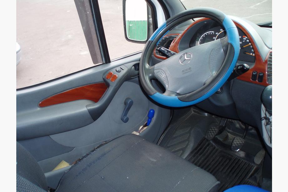 Mercedes Sprinter W901/902/903/904/905 1995–2006 гг. (cdi, 2000-2006) Накладки на торпедо (Vip-Hartman) Карбон Фото 5