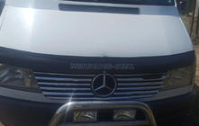 Хромированные накладки на решетку радиатора (1995-2000, 12 частей, нержавейка) фото 3 Хромированные накладки на решетку радиатора (1995-2000, 12 частей, нержавейка) фото 3